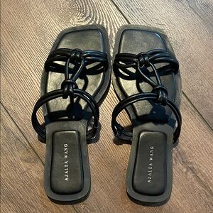 Azalea Wang Black Women's Knotted Sandals